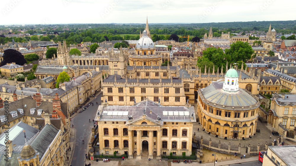 Famous Radcliffe Camera in the Oxford University - aerial view