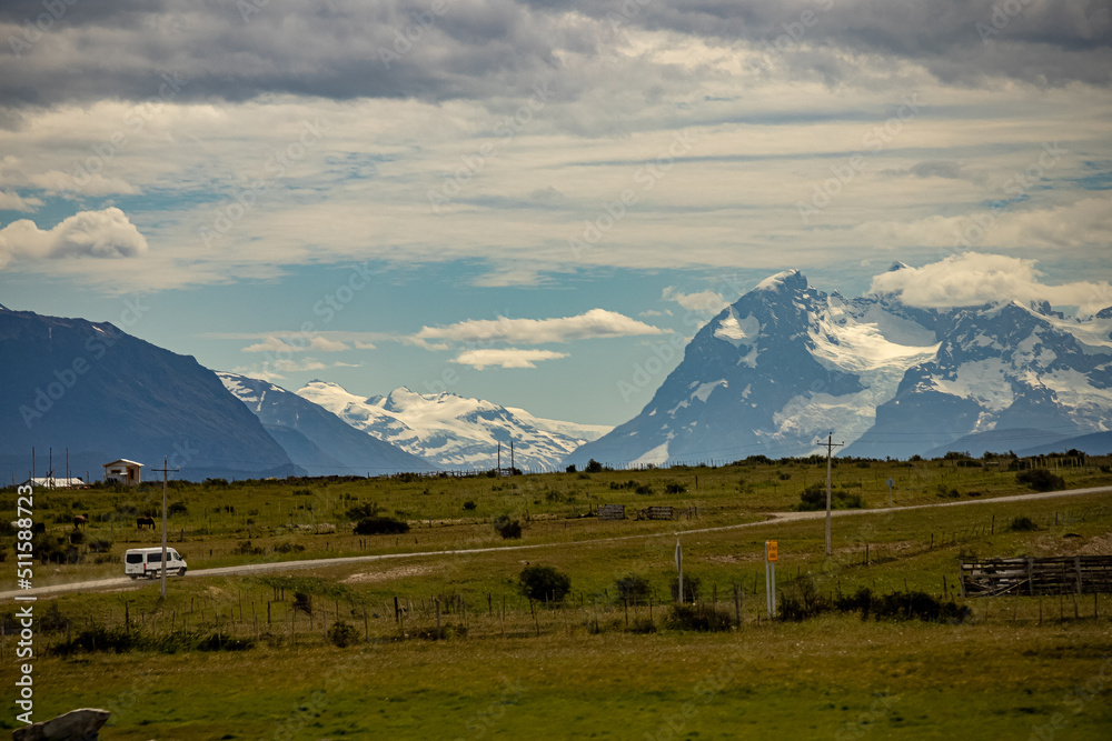Fototapeta premium Water Cascade South of Chile Puerto Natales Patagonia Torres del paine Naturleza Nature Glazier Glass Glasiar