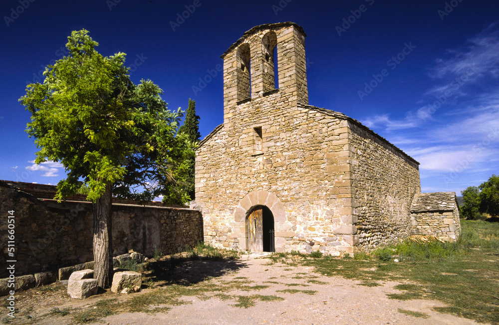 Ermita romanica (s.XII). Lasguarres.Valle de Isábena.Pirineo Aragones.Huesca.España.