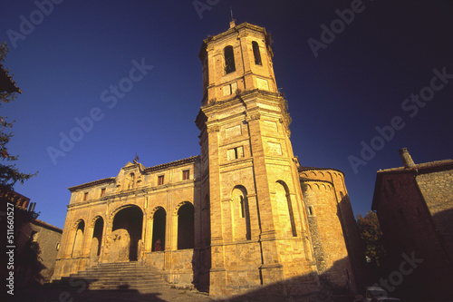 Catedral romanica de San Vicente.Roda de Isabena.(Romanico s.X-XIII) Valle de Isábena.Pirineo Aragones.Huesca.España.
