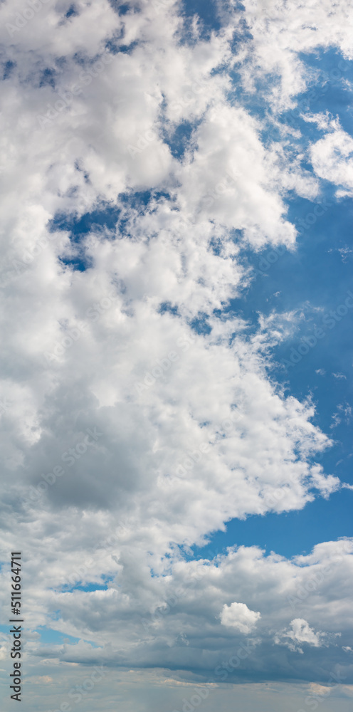 Obraz premium Fantastic clouds against blue sky, panorama