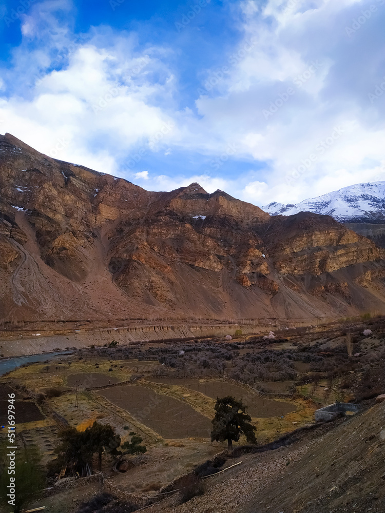 Fototapeta premium amazing view of mountain landscape with sky and clouds