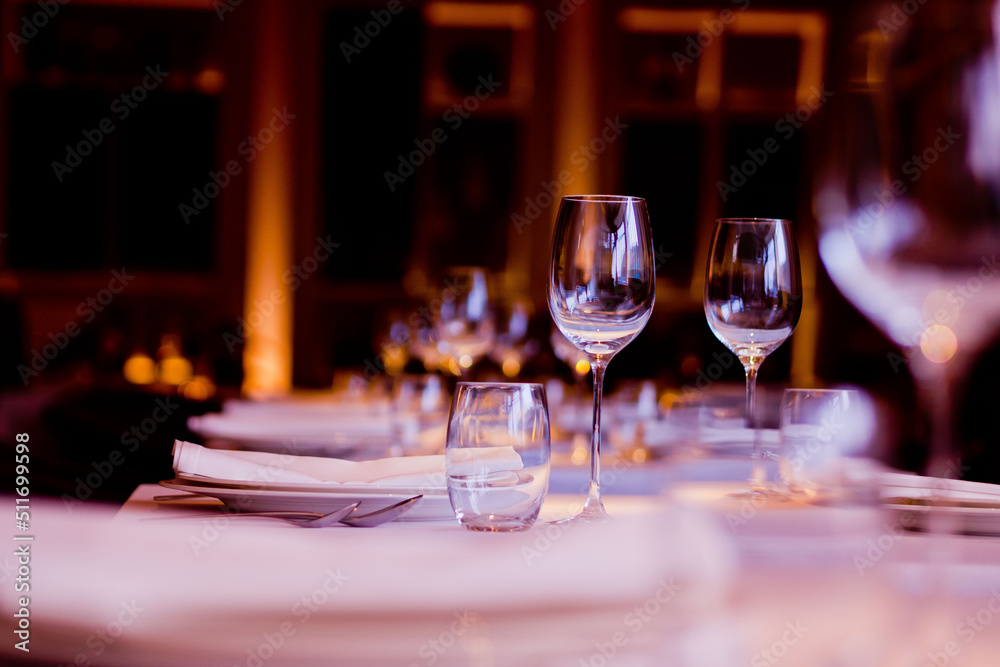 empty glass of water on the table with blur background
