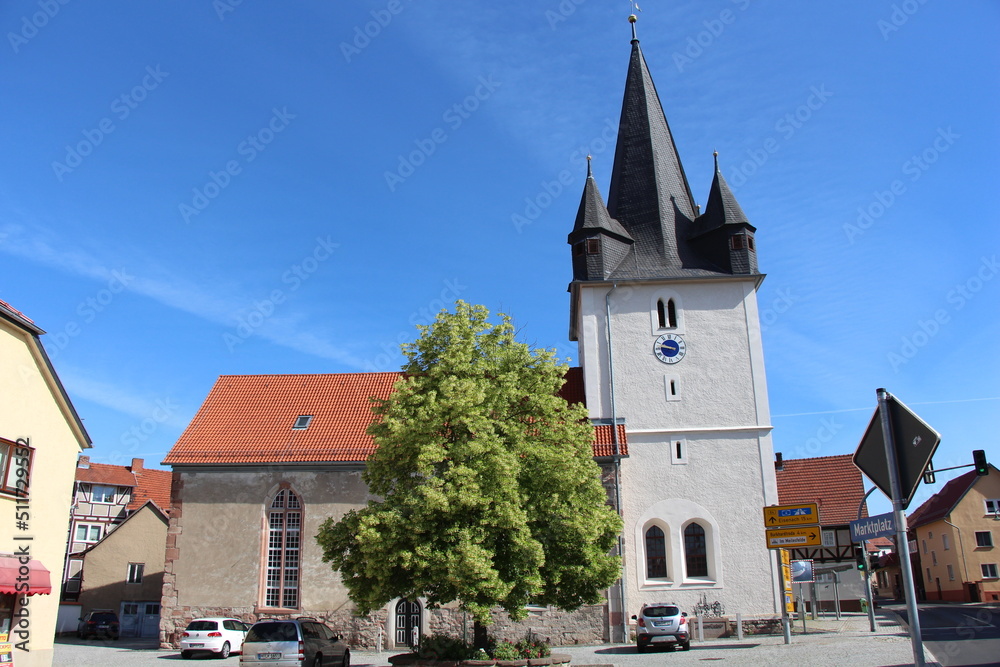 Die evangelische Kirche St. Hubertus in Marksuhl Die evangelische Kirche St. Hubertus in Marksuhl