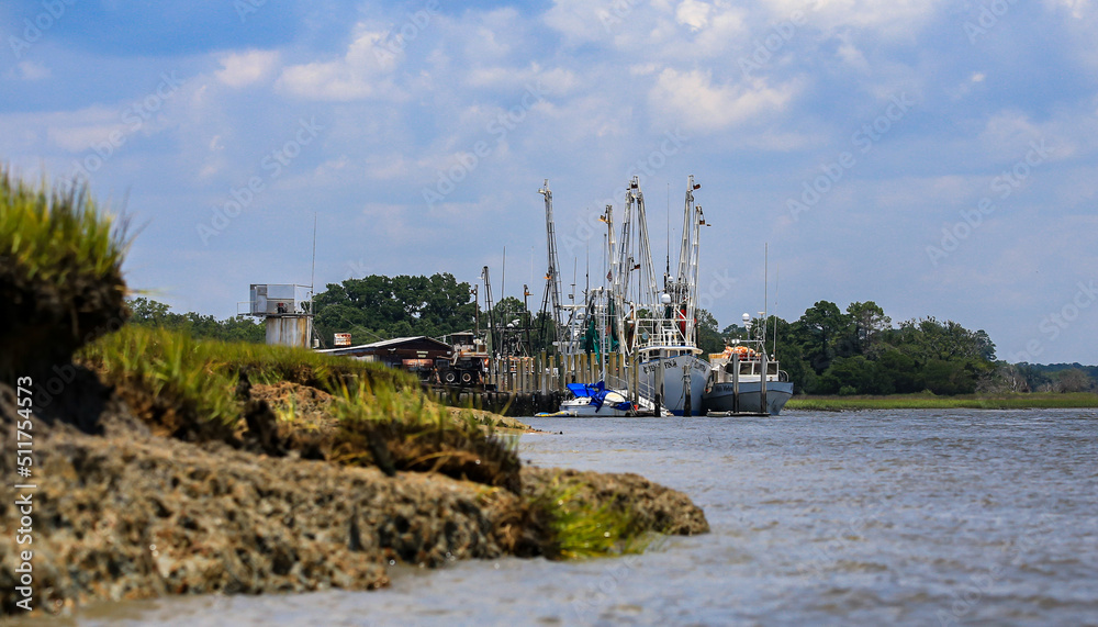 Fototapeta premium boats on the river