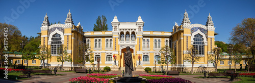 Fototapeta Building of Main Narzan Baths in Kislovodsk