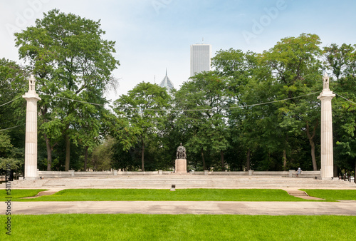 Wide view of exedra with Bronze statue of Abraham Lincoln in Grant Park in Chicago, Illinois, USA