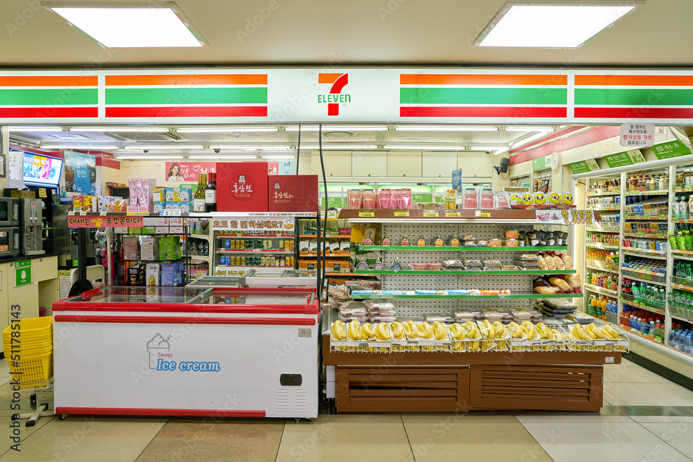 SEOUL SOUTH KOREA CIRCA MAY 2017 7 Eleven Convenience Store In seoul-south-korea-circa-may-2017-7-eleven-convenience-store-in