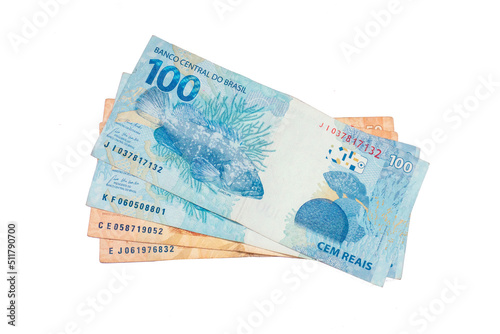 Dinheiro brasileiro 100 reais Brazilian money 100 reais photo