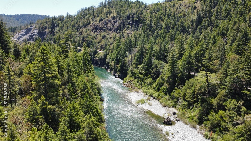 Obraz premium Smith River | Jedediah Smith Redwood State Park Northern California (2)