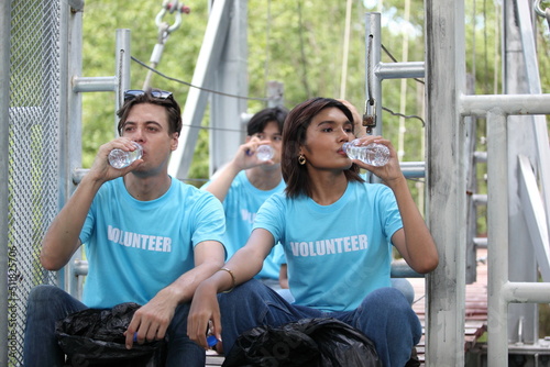Tableau sur toile Happy volunteer working , volunteering, charity, cleaning, people and ecology co