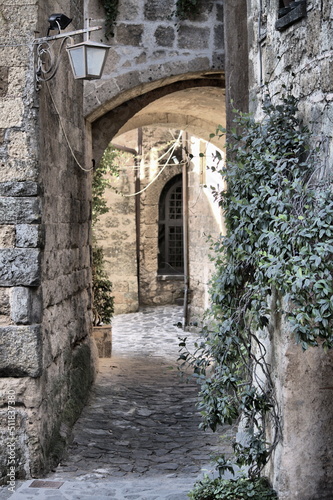 Fototapeta Naklejka Na Ścianę i Meble -  Urban scenic in Civita di Bagnoregio, Italy