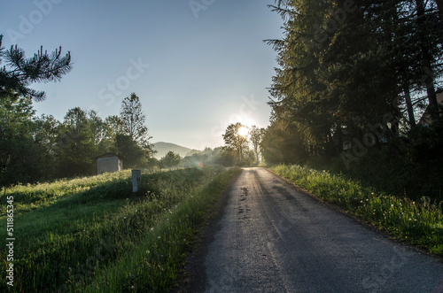 Fototapeta Naklejka Na Ścianę i Meble -  Wschód słońca - Bieszczady 