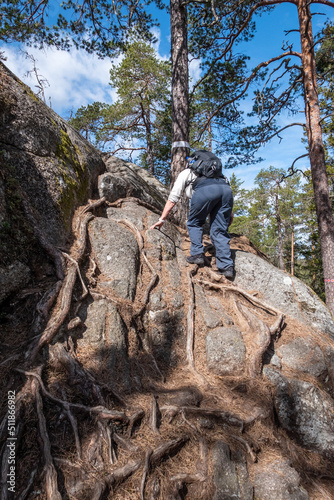 Klettern im Tiveden Nationalpark in Schweden