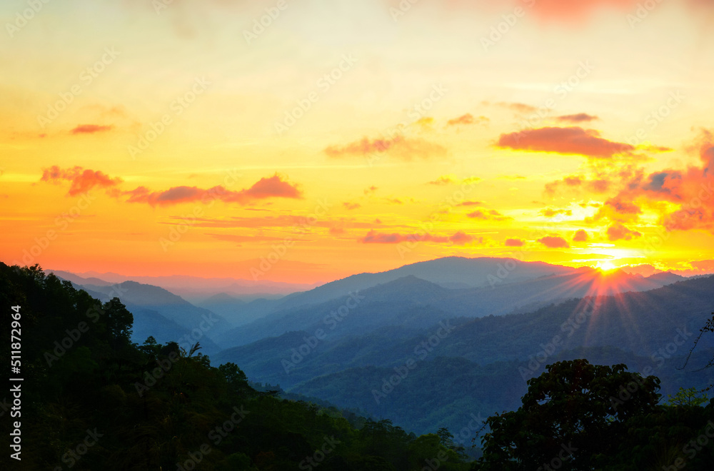 Fototapeta premium sunset in the mountains