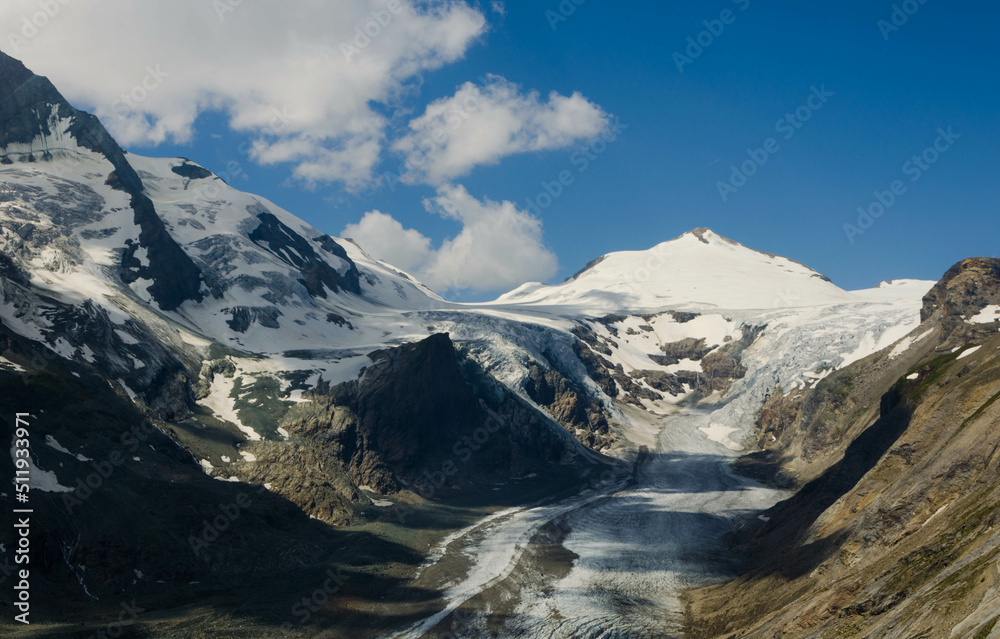 Pasterze Glacier Johannisberg in Hohe Tauern National Park