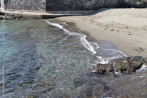 Obraz na płótnie Ischia - Spiaggia dei Pescatori dalla scogliera w salonie
