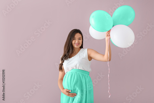 Beautiful pregnant woman wi...