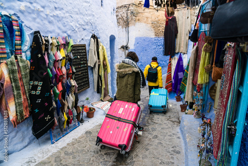 turistas en la medina, Chefchauen, -Chauen-, Marruecos, norte de Africa, continente africano © Tolo