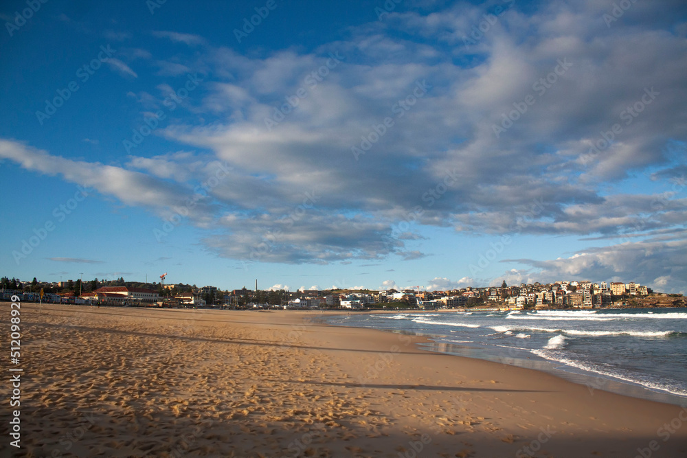 Bondi Beach, Sydney Long Beach, ocean and cloudy sky