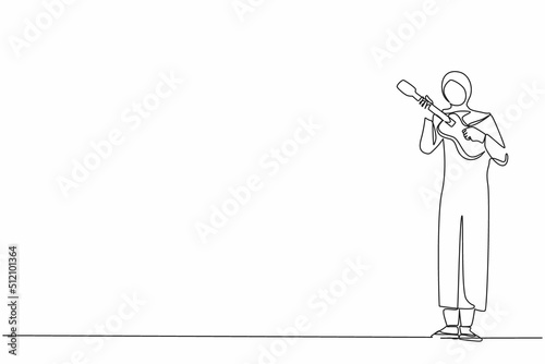Single continuous line drawing Arabian girl playing on ukulele and having fun. Female musician holding small guitar and singing. Woman play on musical instrument. One line draw graphic design vector