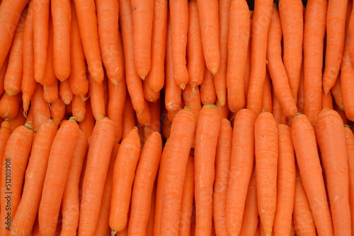 carrots on the market,havuç , sebze,sulu sebze, bitki, gıda, tarım, besin, yiyecek,vitamin photo