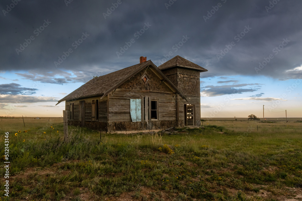 old abandoned house old abandoned house