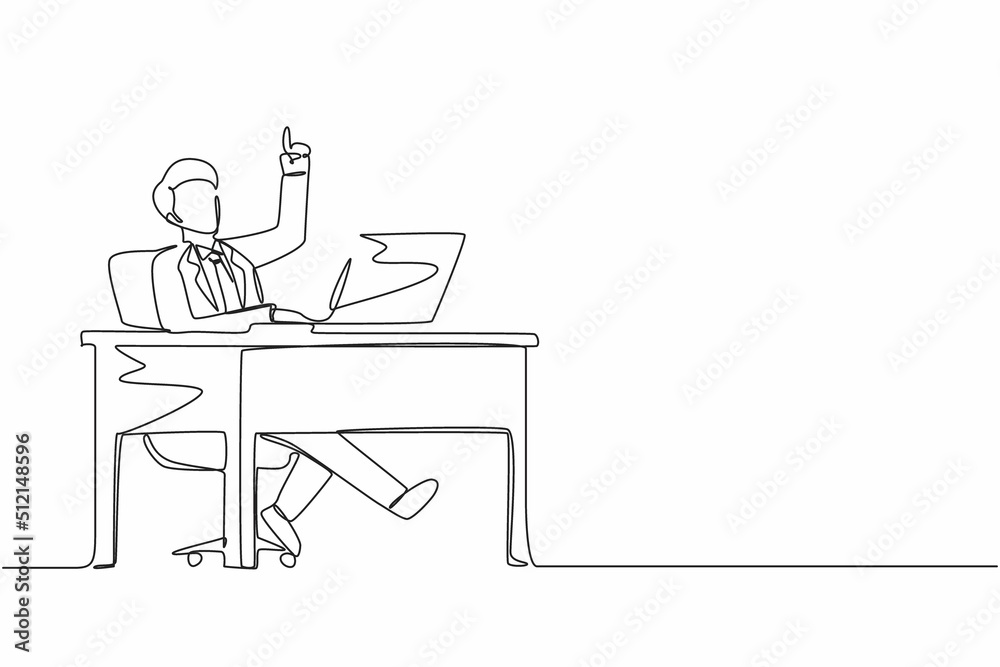 Single one line drawing businessman getting bright new idea while working with laptop on desk. Male manager working with computer at desk. People get idea. Modern continuous line draw design vector Single one line drawing businessman getting bright new idea while working with laptop on desk. Male manager working with computer at desk. People get idea. Modern continuous line draw design vector