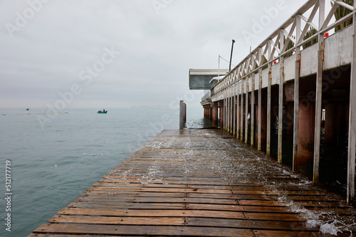 307 / 5,000
Resultados de traducción
The district of Chorrillos is one of the 43 that make up the province of Lima, located in the homonymous department in Peru. It limits to the North with the distri photo