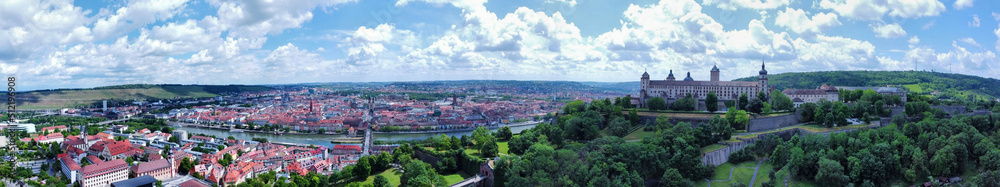 Würzburg, Deutschland: Luftpanorama