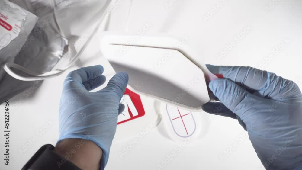 Defibrilator-Pads-C0082_b Emergency Rescue and Hospital Medical Equipment for Paramedics, EMTs, Doctors and Nurses