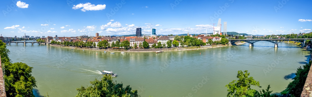 Blick über den Rhein in der Stadt Basel, Schweiz 