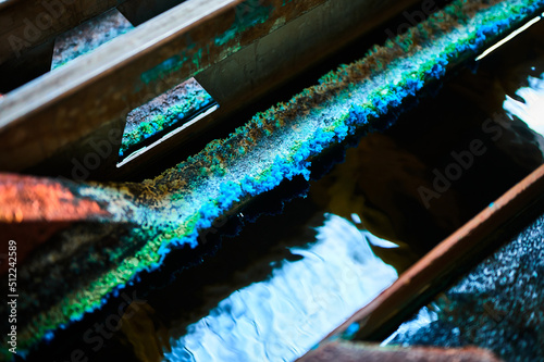 Anode with copper oxide overgrowth in electrolysis bath