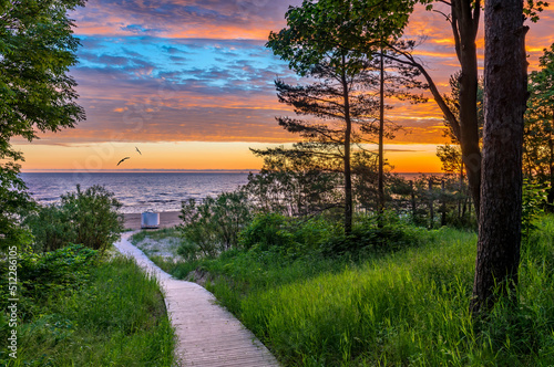 Fényképezés Footpath leading to sand beach of the Baltic Sea in Jurmala – famous tourist resort in Latvia