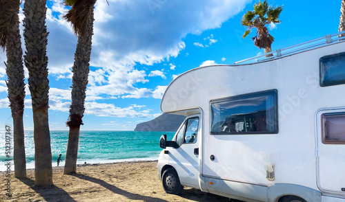 Foto Family travel- holiday trip in motorhome