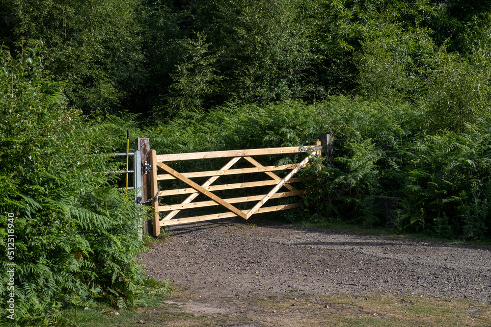 Field Gate