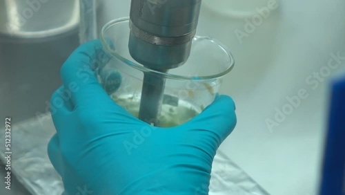 Researchers detect pesticide residues in vegetables in the lab