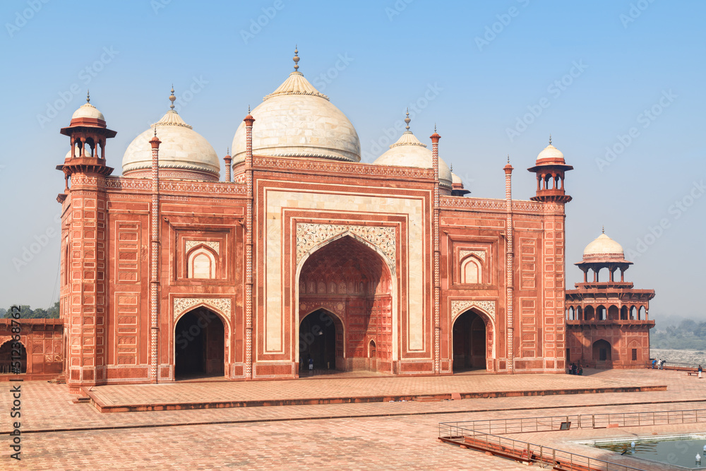 The Kau Ban Mosque of the Taj Mahal complex, Agra