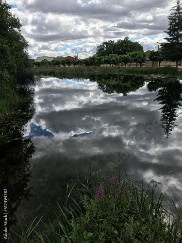  Reflejo en el rio