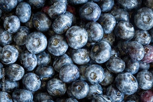 Fresh ripe blueberries clos...