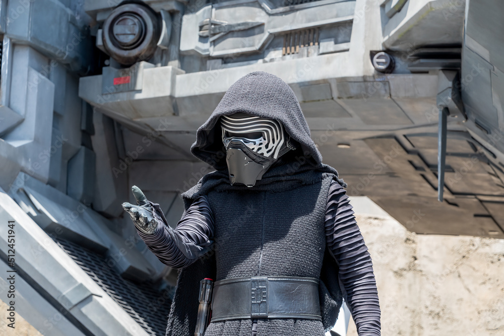 Obraz premium Kylo Ren Star Wars characters at Disney Hollywood Studios
