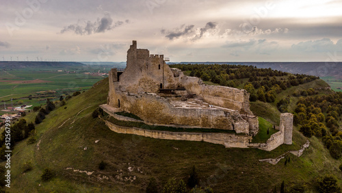 Castrojeriz y su castillo (BURGOS) photo