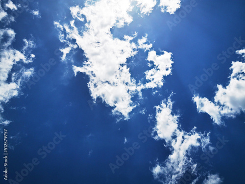 Fototapeta Naklejka Na Ścianę i Meble -  Chmura na niebie