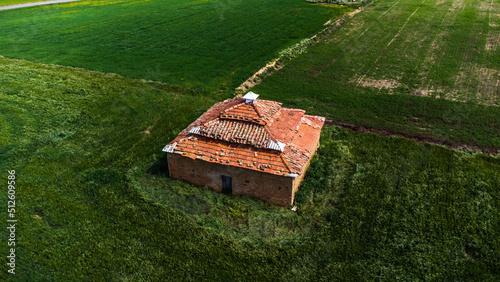 VILLAMAYOR DE CAMPOS y sus PALOMARES a vista de pájaro photo