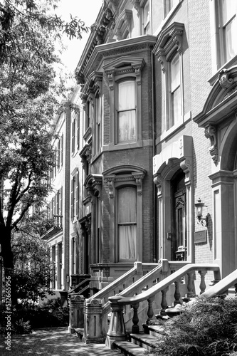 old row houses in downtown washington dc