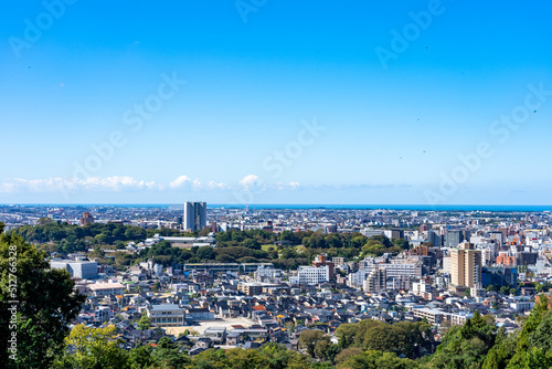卯辰山見晴らし台から金沢の街を望む