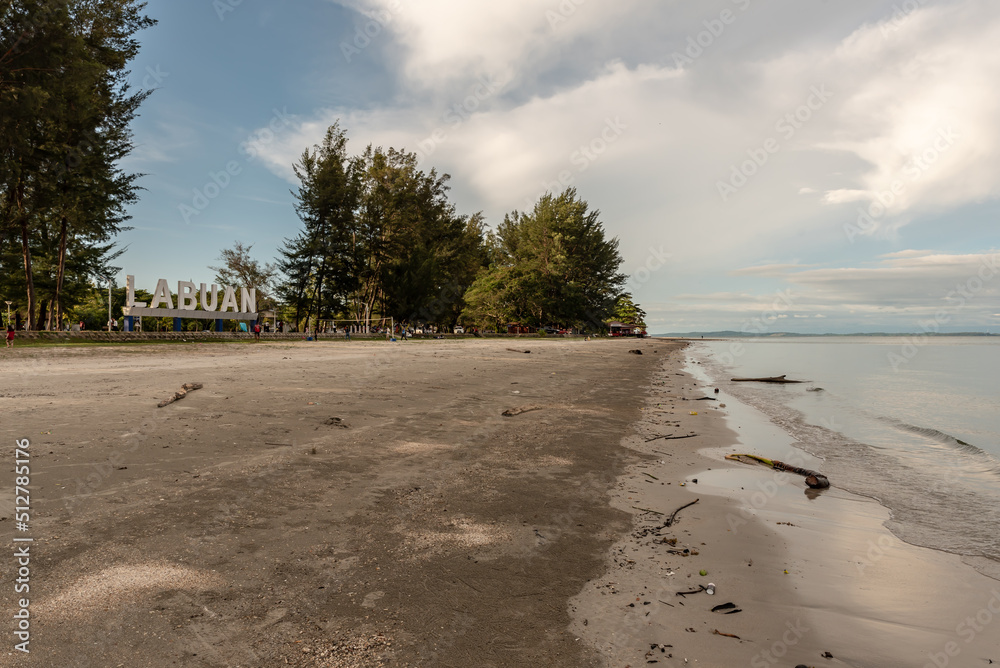 Φωτογραφία capital of the Federal Territory of Labuan city in Malaysia