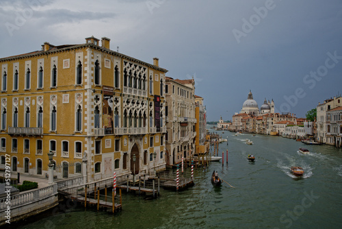 Le grand Canal vu du pont de l'Académie