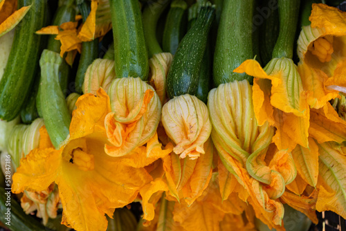 zucchine fresche