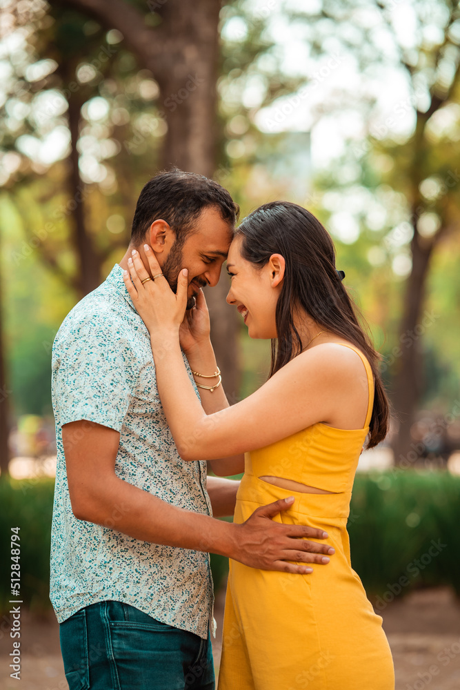 Fototapeta premium beautiful couple hugging